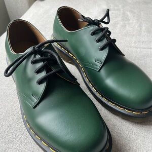 Classic Green Leather Men's Shoes